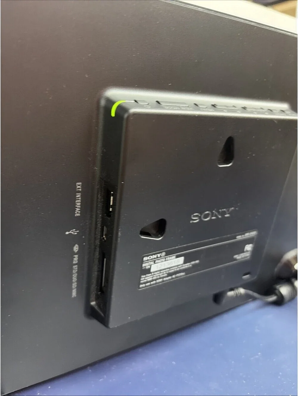 Sony DPF-D1010 10.2
